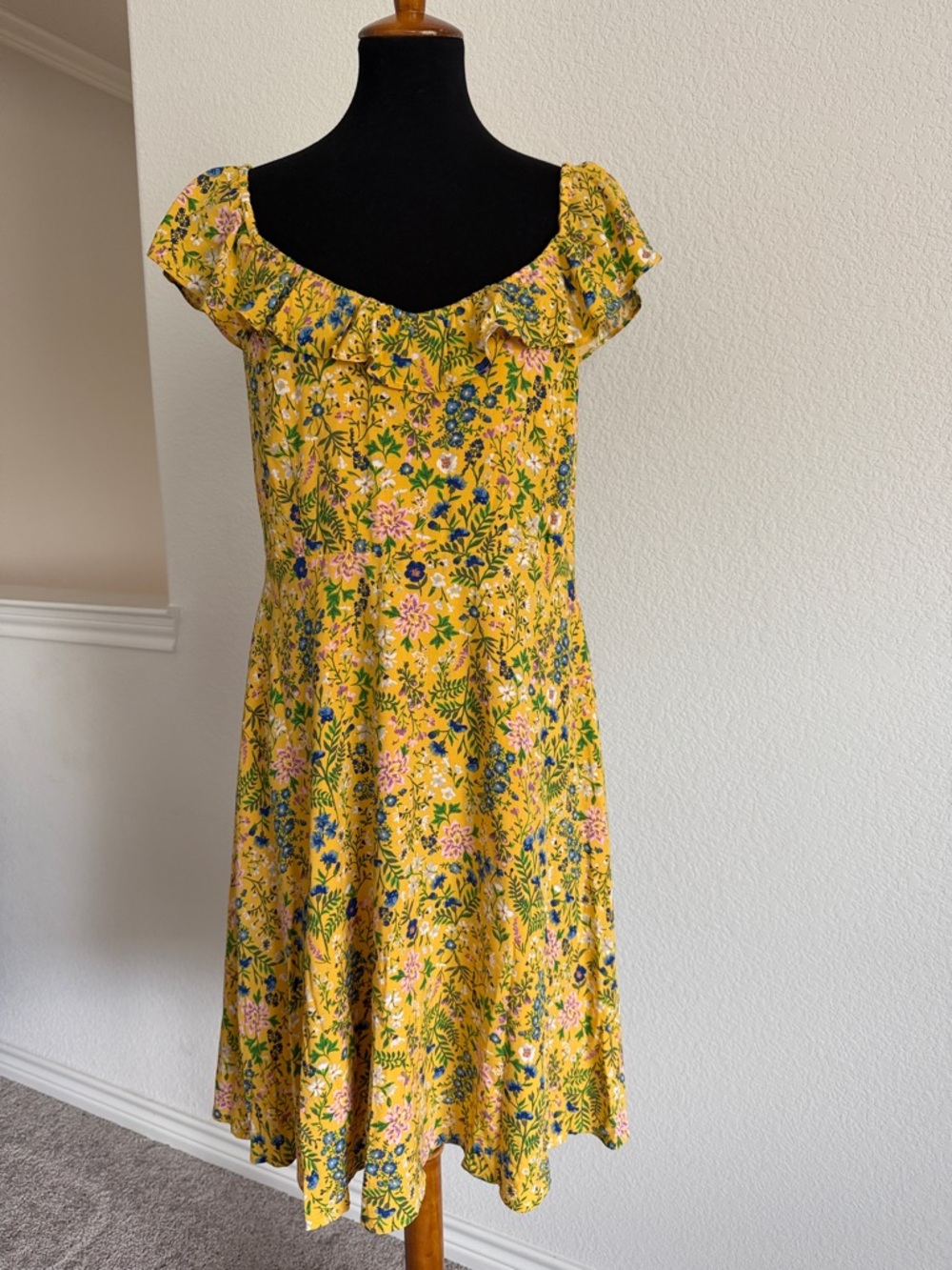 Old Navy Yellow Floral Ruffle-Sleeve Midi Dress